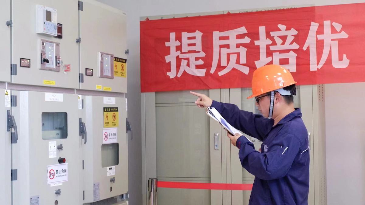 选手比赛 (2).jpg 选手比赛 (2).jpg